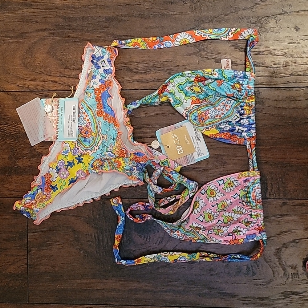 Luli Fama Bikini